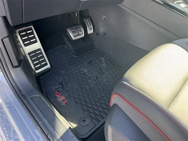 2026 Volkswagen Golf GTI SE