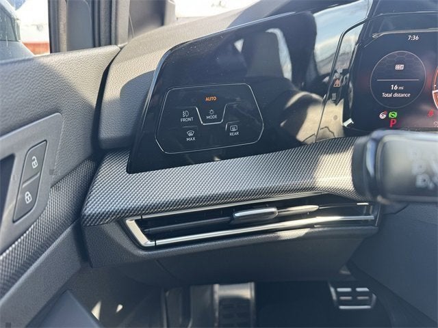 2026 Volkswagen Golf GTI SE