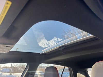 2023 Volkswagen Golf GTI SE