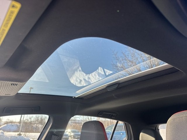 2023 Volkswagen Golf GTI SE