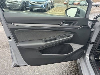 2026 Volkswagen Golf GTI SE