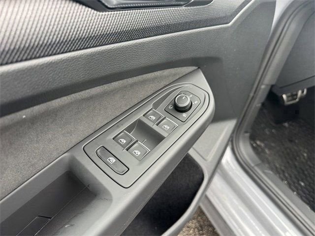 2026 Volkswagen Golf GTI SE