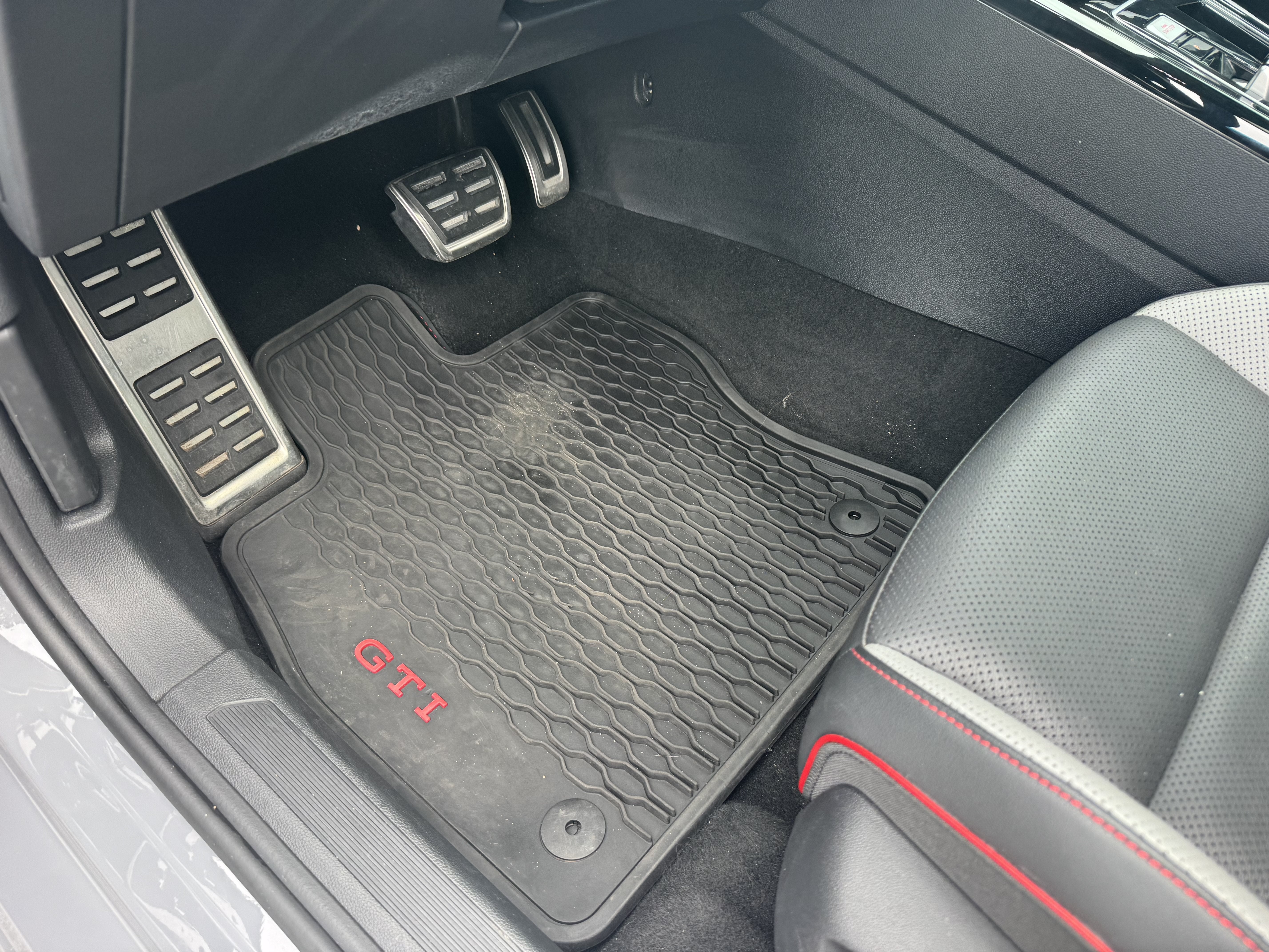 2024 Volkswagen Golf GTI Autobahn
