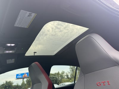 2024 Volkswagen Golf GTI Autobahn