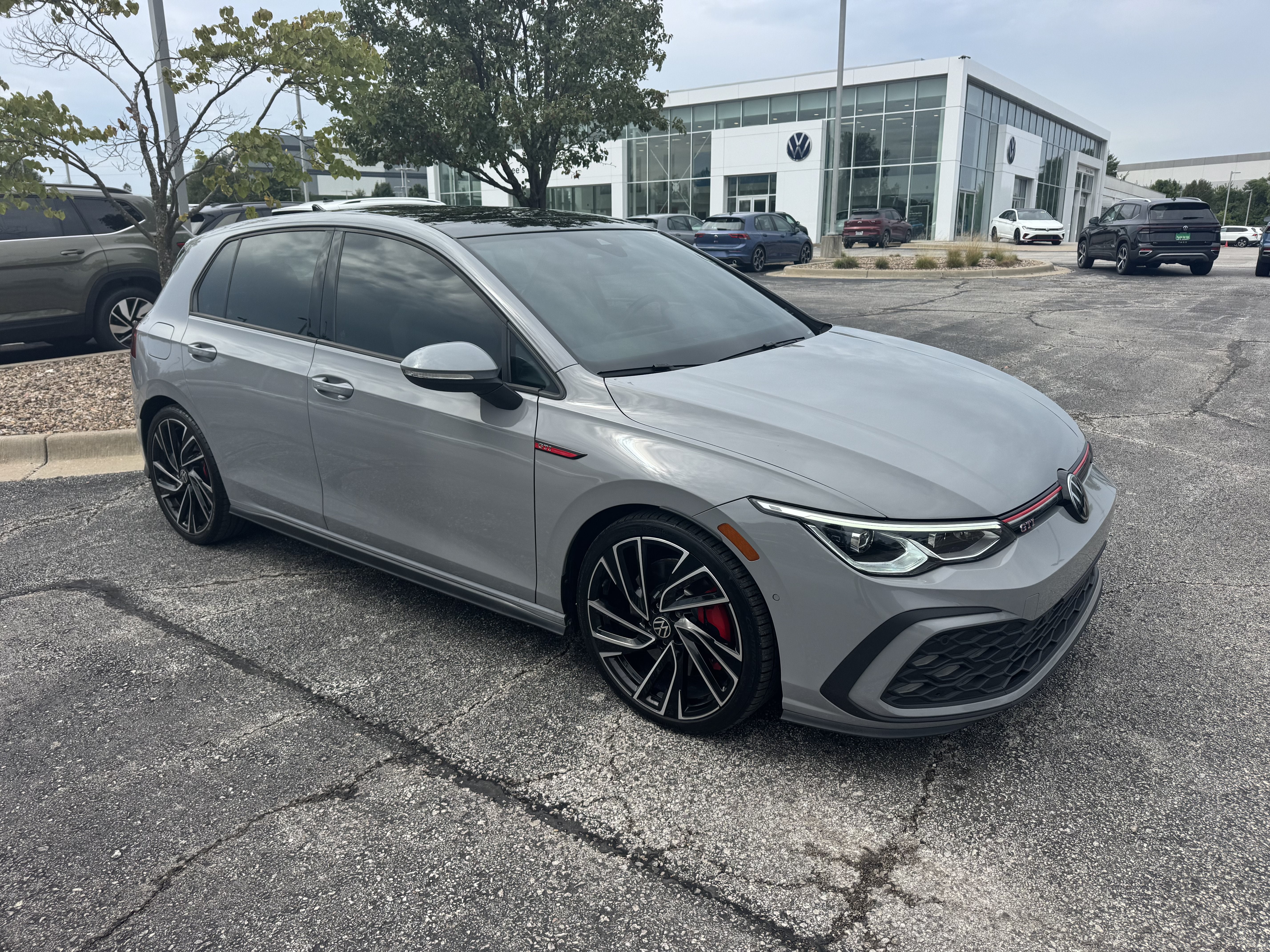 2024 Volkswagen Golf GTI Autobahn