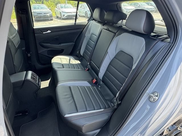 2026 Volkswagen Golf GTI Autobahn
