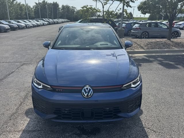 2026 Volkswagen Golf GTI Autobahn
