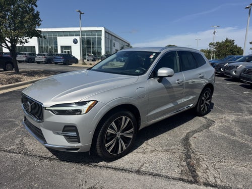2023 Volvo XC60 Recharge Plug-In Hybrid Ultimate Bright Theme