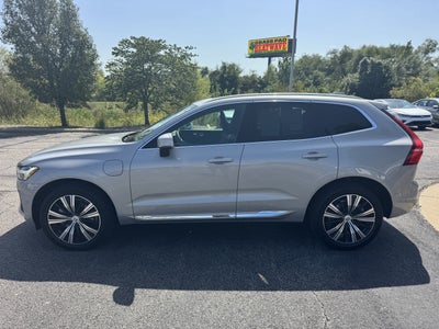 2023 Volvo XC60 Recharge Plug-In Hybrid Ultimate Bright Theme