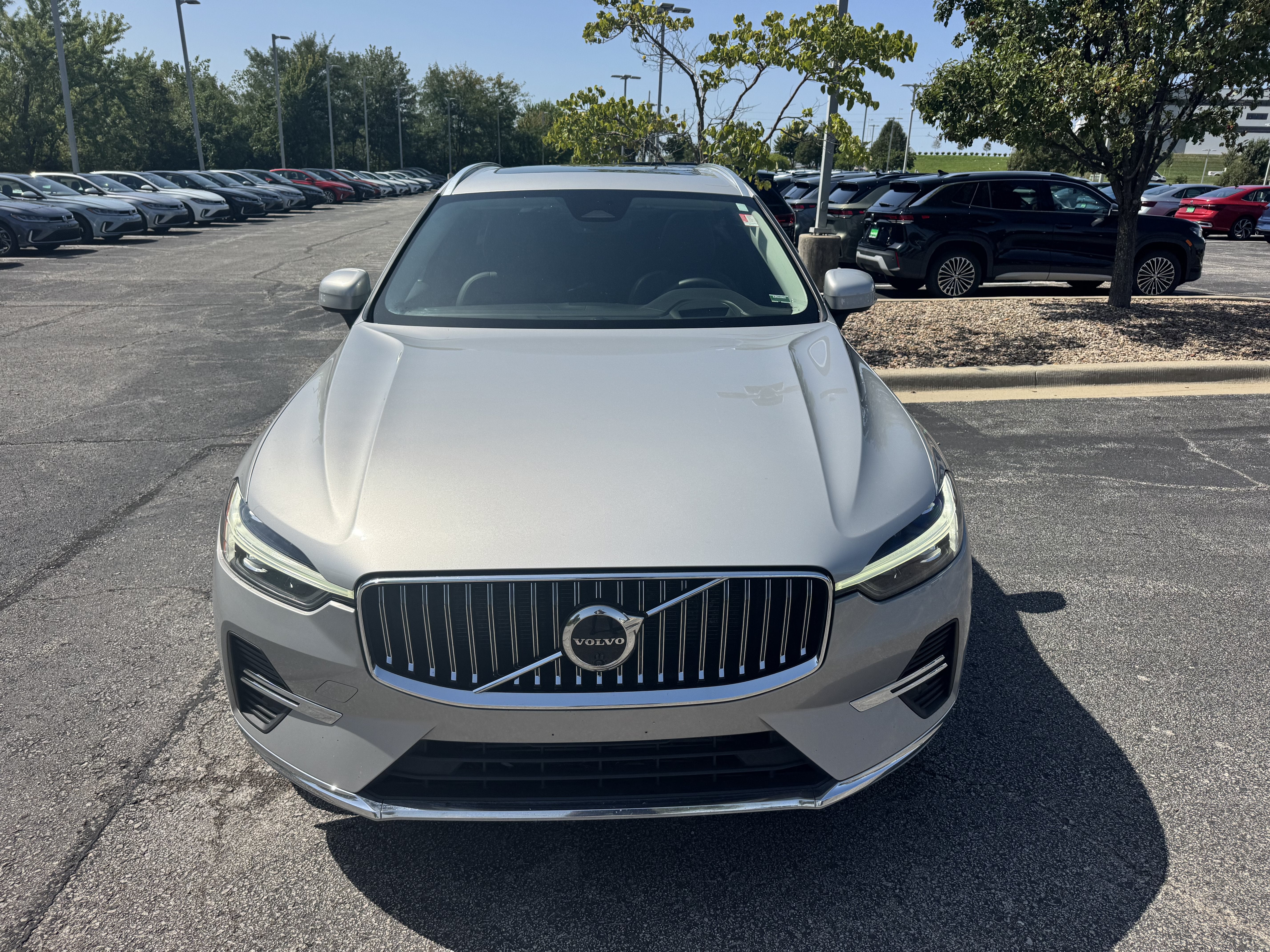 2023 Volvo XC60 Recharge Plug-In Hybrid Ultimate Bright Theme