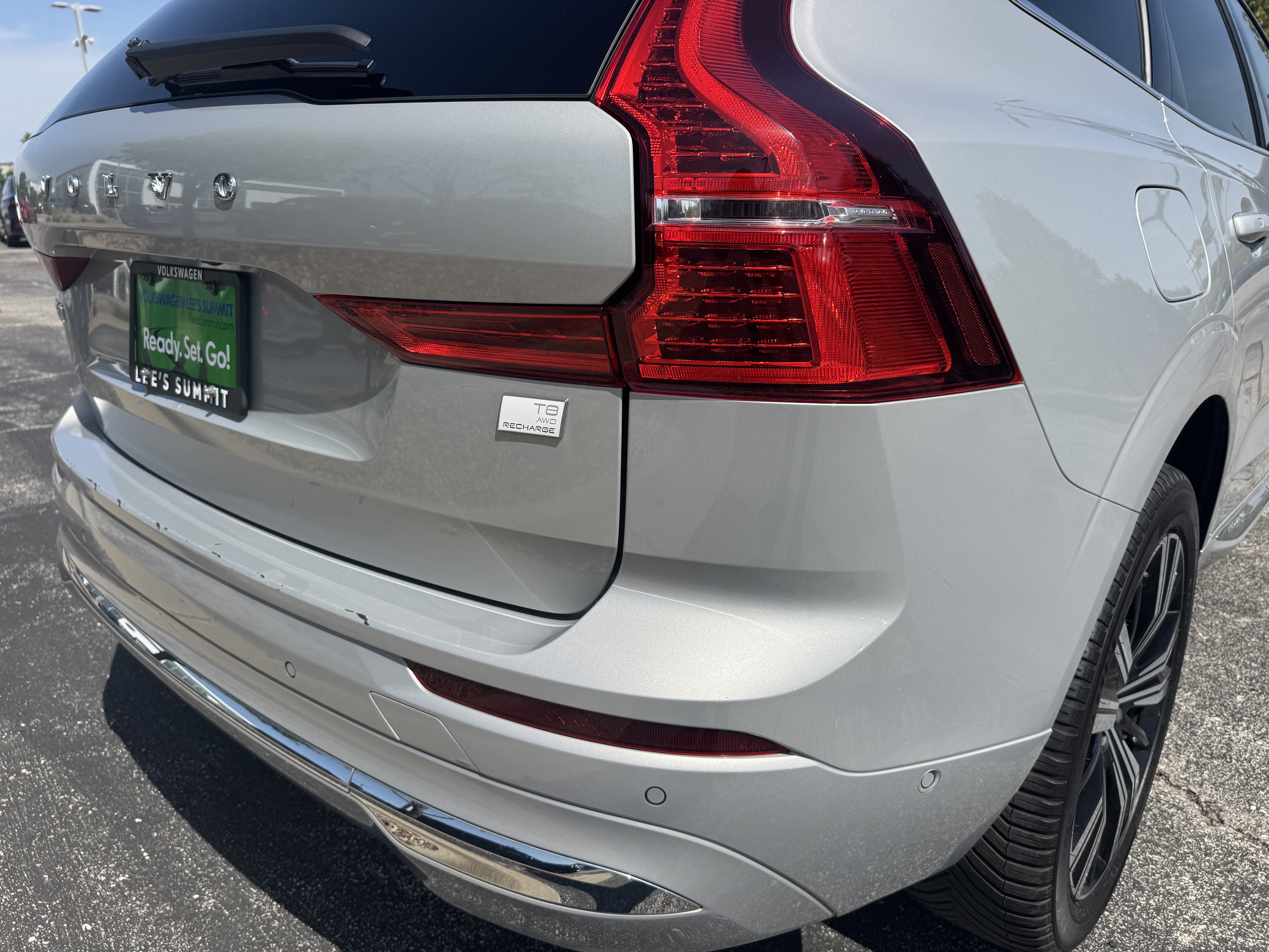 2023 Volvo XC60 Recharge Plug-In Hybrid Ultimate Bright Theme