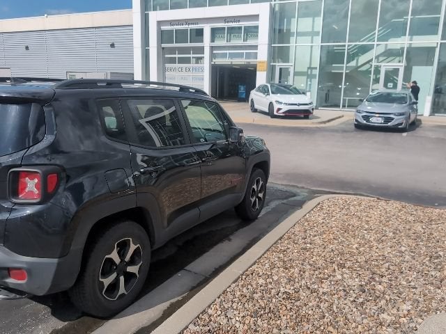 2022 Jeep Renegade Trailhawk