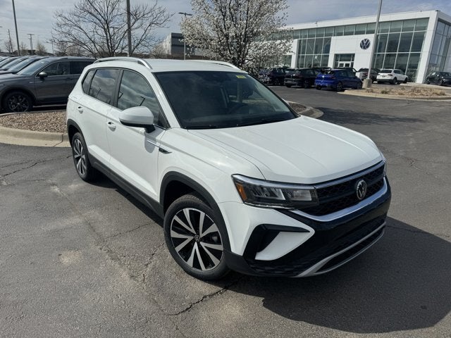 2024 Volkswagen Taos SE